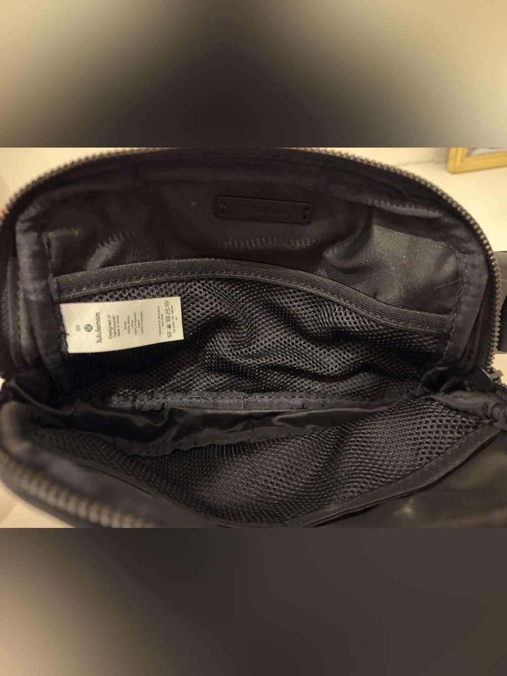 lululemon athletica Black Waist Pack Belt Bag - Picture 2 of 2